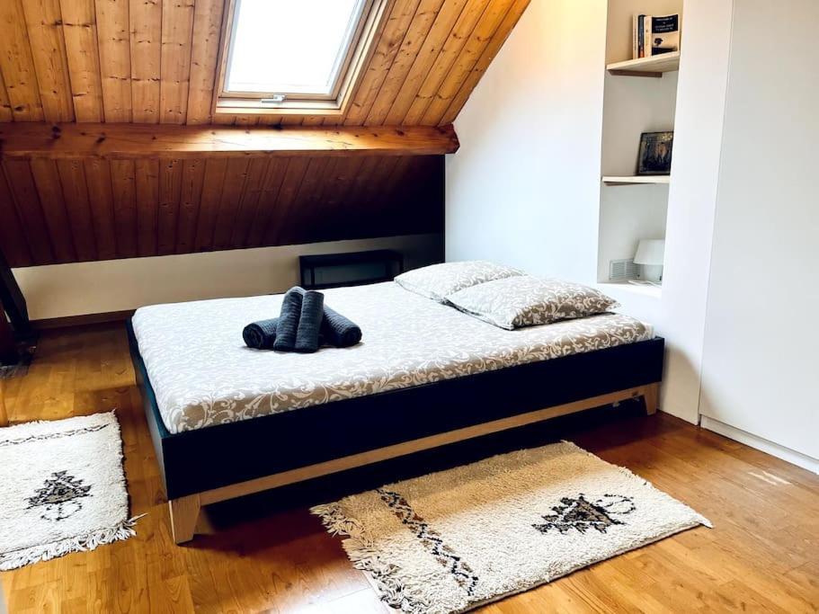 Maison Du Bois Hardy 10pers/jardin/parking * Nantes