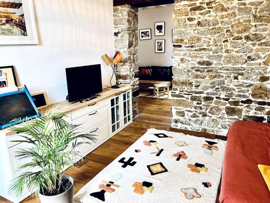Maison Du Bois Hardy 10pers/jardin/parking *